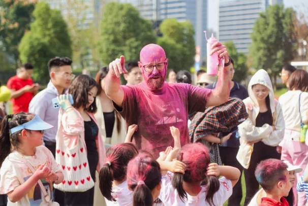 第三届诺德安达学校慈善彩虹跑，FUN享美好双溪，嘉诺与爱童行 - color run