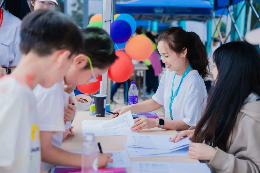 嘉兴诺德安达学校第二届慈善彩虹跑，共筑爱心之路 - Colour run 2023