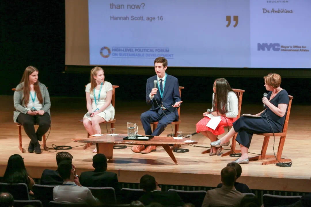 跨越太平洋的成长之旅：嘉诺学子闪耀UNICEF全球峰会 - UNICEFSummits2025