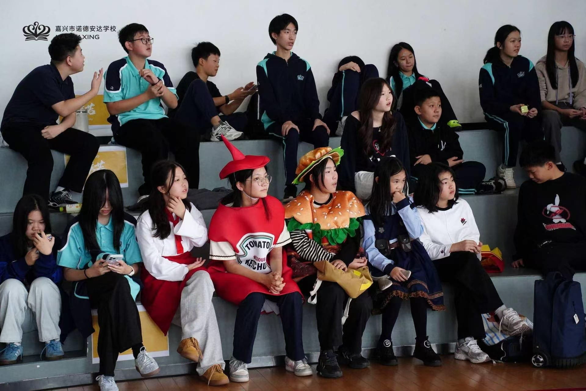 创意飞扬，梦想绽放：嘉兴市诺德安达学校“魔力变装日”精彩上演 - School Dress-up Day